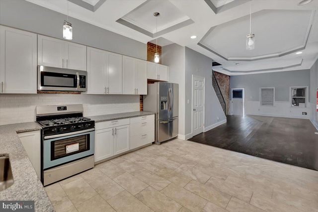 1541 N BOND ST, Baltimore, MD 21213