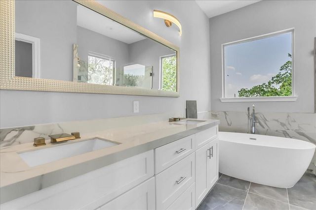 3327 Kilgore St Street F, Houston, TX 77021