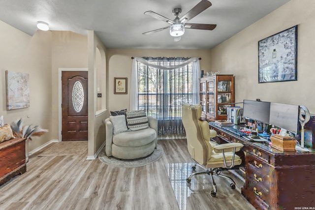 8746 Tioga, Helotes, TX 78023