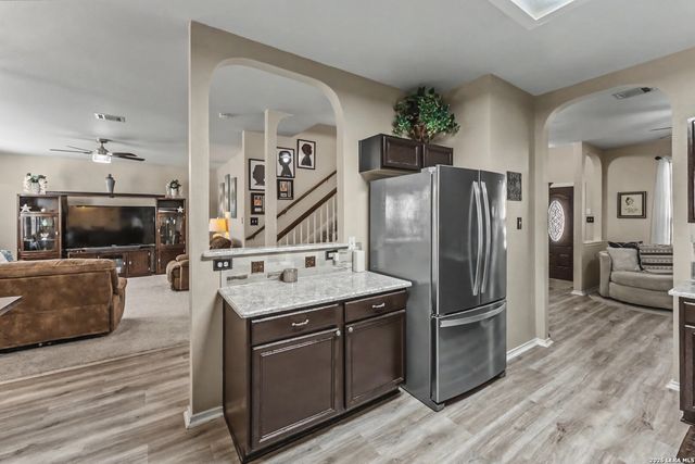 8746 Tioga, Helotes, TX 78023