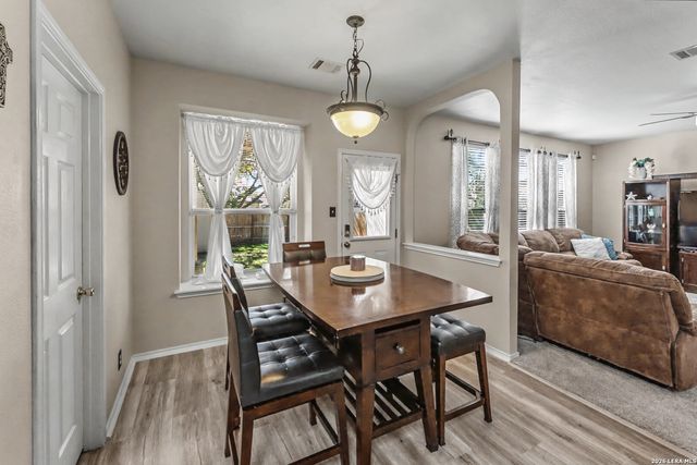 8746 Tioga, Helotes, TX 78023