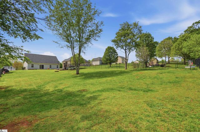 935 Echo Ridge Drive, Duncan, SC 29334