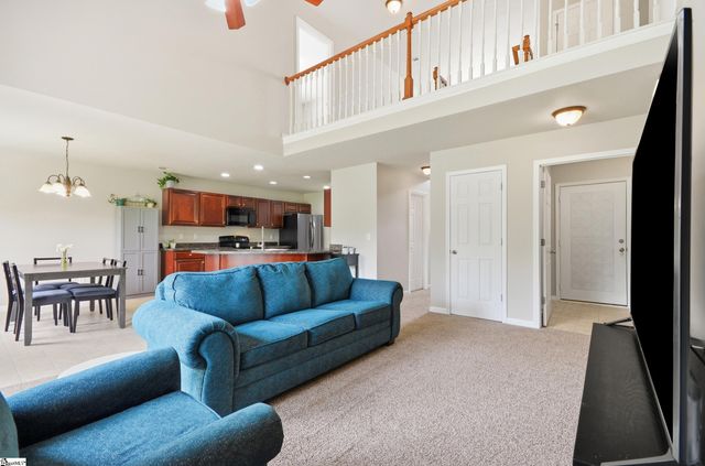 935 Echo Ridge Drive, Duncan, SC 29334