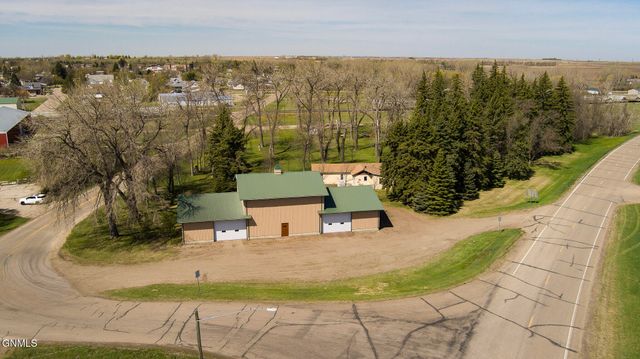 97 Prairie View Avenue, Underwood, ND 58576 property photo