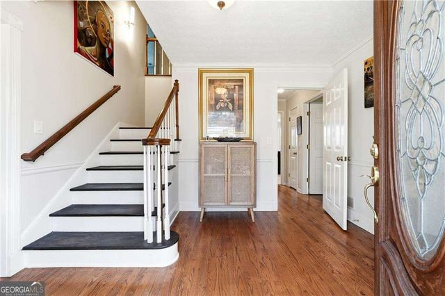 5027 Castlewood Drive SW, Lilburn, GA 30047