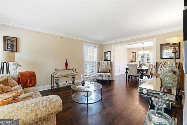 5027 Castlewood Drive SW, Lilburn, GA 30047