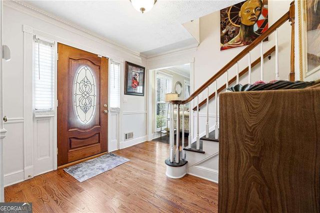 5027 Castlewood Drive SW, Lilburn, GA 30047