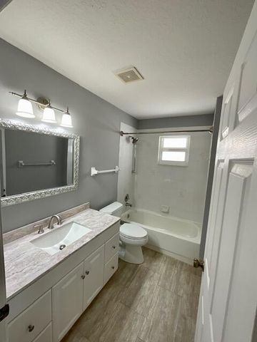 7954 Stirling Bridge Boulevard S, Delray Beach, FL 33446