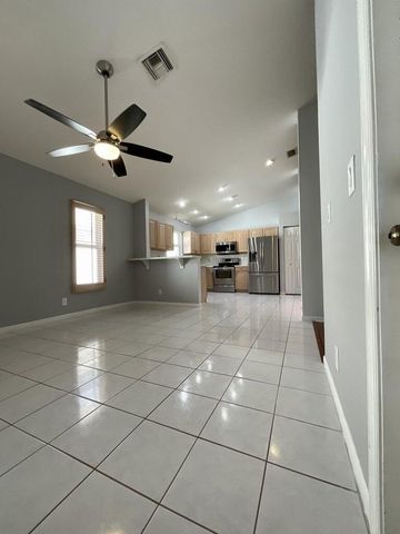 7954 Stirling Bridge Boulevard S, Delray Beach, FL 33446