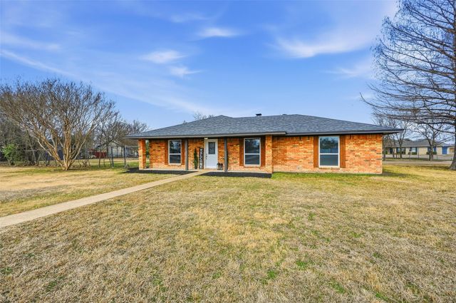 707 Pierce Road, Red Oak, TX 75154
