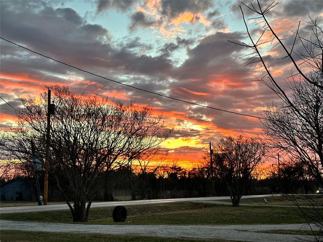 707 Pierce Road, Red Oak, TX 75154