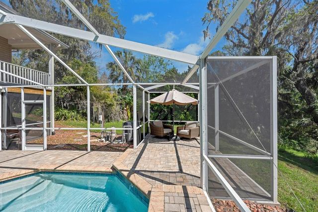 405 APACHE TRAIL, Brandon, FL 33511