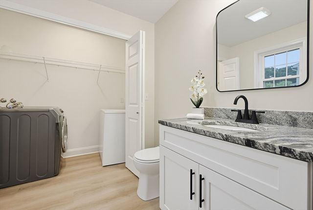 18 Bullard Ave, Worcester, MA 01605