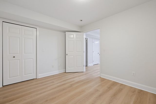 18 Bullard Ave, Worcester, MA 01605
