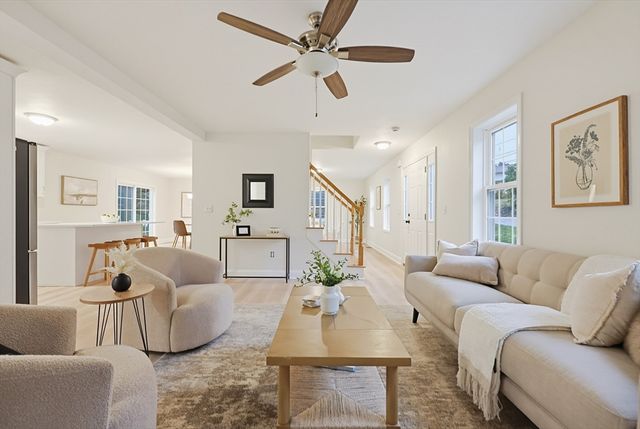 18 Bullard Ave, Worcester, MA 01605