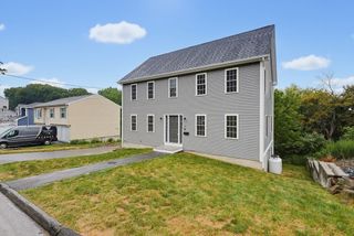 18 Bullard Ave, Worcester, MA 01605