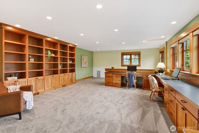 4521 Wall Street, Bellingham, WA 98229