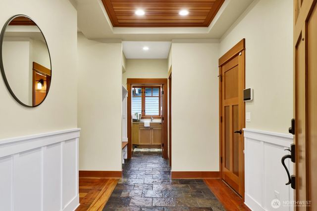 4521 Wall Street, Bellingham, WA 98229