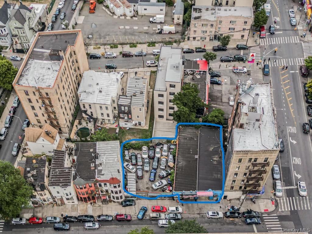 2106 Washington Avenue, Bronx, NY 10457 — photo 2