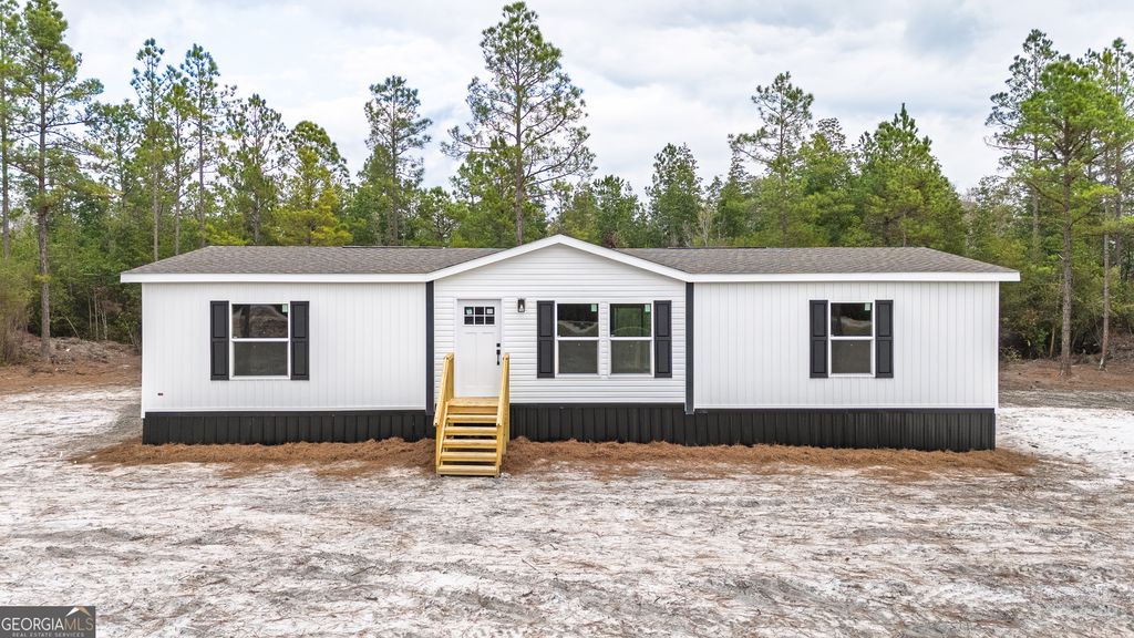 6622 S Highway 121, Blackshear, GA 31516