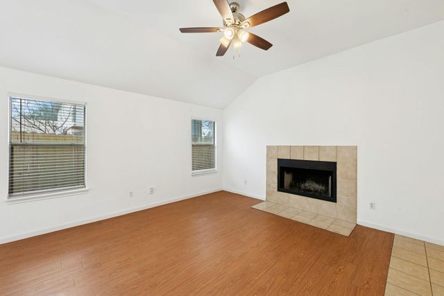 7209 Oak Meadow DR B, Austin, TX 78736