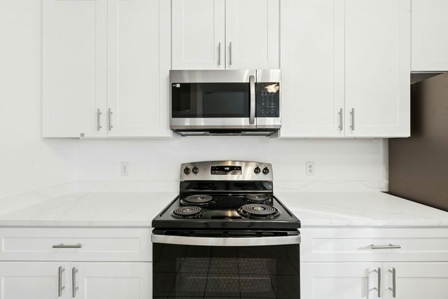 7209 Oak Meadow DR B, Austin, TX 78736