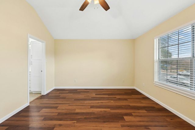 7209 Oak Meadow DR B, Austin, TX 78736