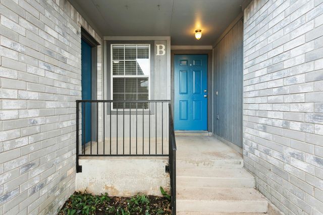7209 Oak Meadow DR B, Austin, TX 78736