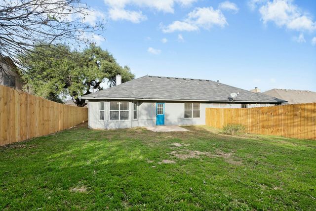 7209 Oak Meadow DR B, Austin, TX 78736