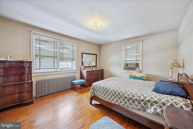 104 MONROE ST, Bristol, PA 19007