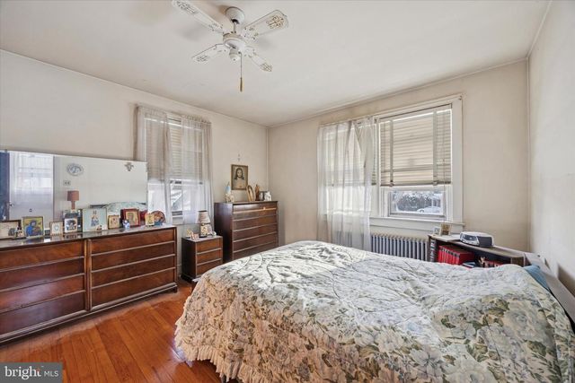 104 MONROE ST, Bristol, PA 19007