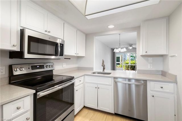 1008 Manatee RD G103, Naples, FL 34114