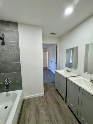 922 W 12th Street, Freeport, TX 77541