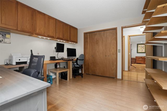 3858 Quiet Drive NW, Bremerton, WA 98312