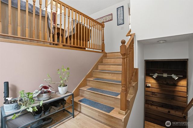 3858 Quiet Drive NW, Bremerton, WA 98312