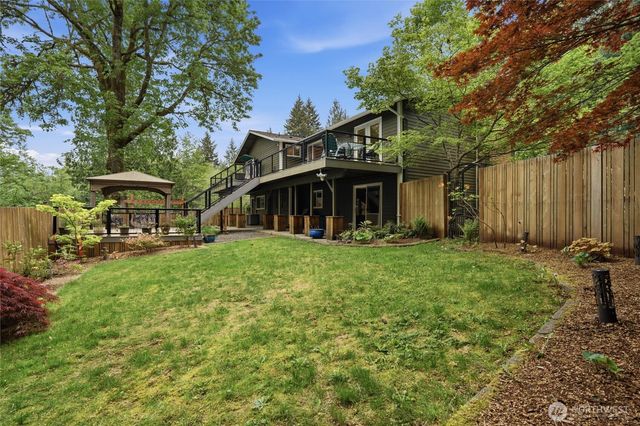 3858 Quiet Drive NW, Bremerton, WA 98312