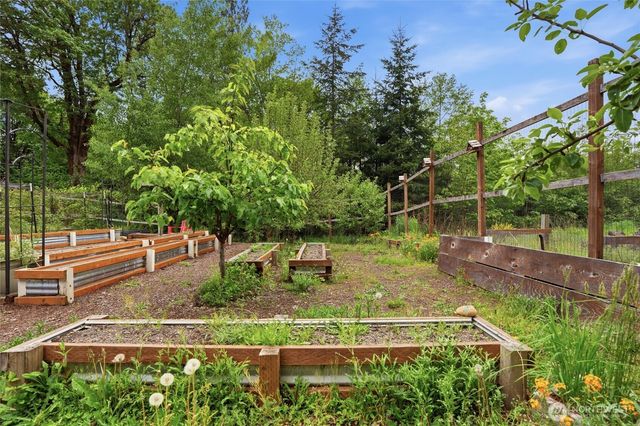 3858 Quiet Drive NW, Bremerton, WA 98312