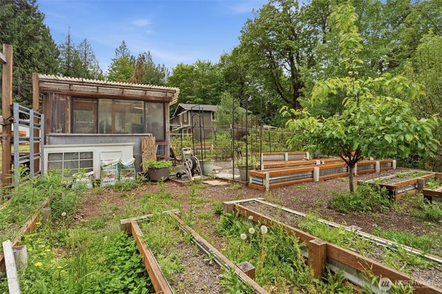 3858 Quiet Drive NW, Bremerton, WA 98312