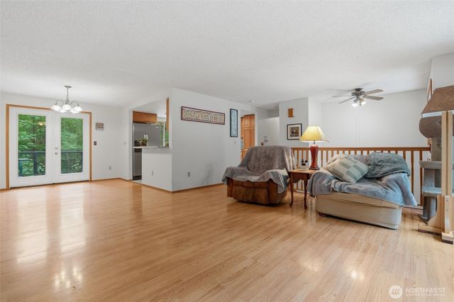 3858 Quiet Drive NW, Bremerton, WA 98312