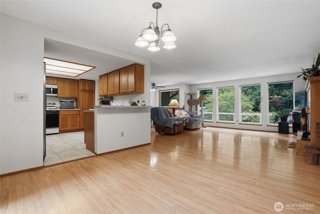 3858 Quiet Drive NW, Bremerton, WA 98312