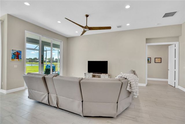 105 Night Hawk Way, Sebastian, FL 32958