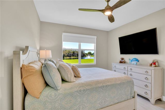 105 Night Hawk Way, Sebastian, FL 32958