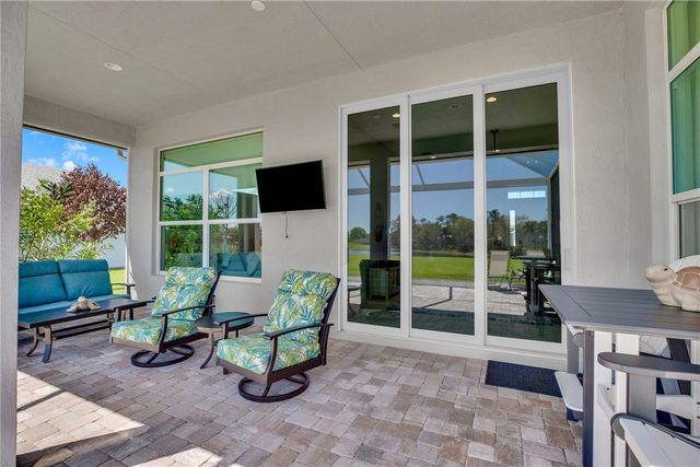 105 Night Hawk Way, Sebastian, FL 32958
