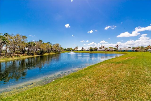 105 Night Hawk Way, Sebastian, FL 32958