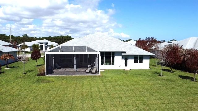 105 Night Hawk Way, Sebastian, FL 32958