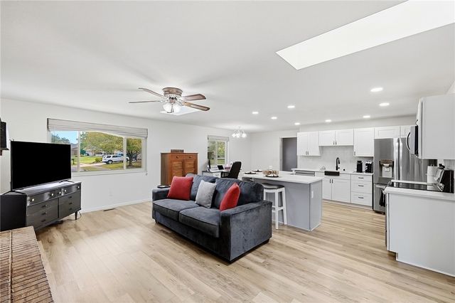 7680 John Elwood Drive, Centerville, OH 45459