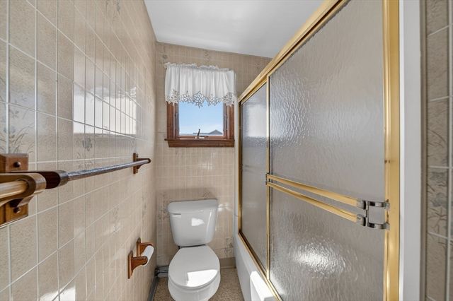 85 F Taylor Ave, Plymouth, MA 02360