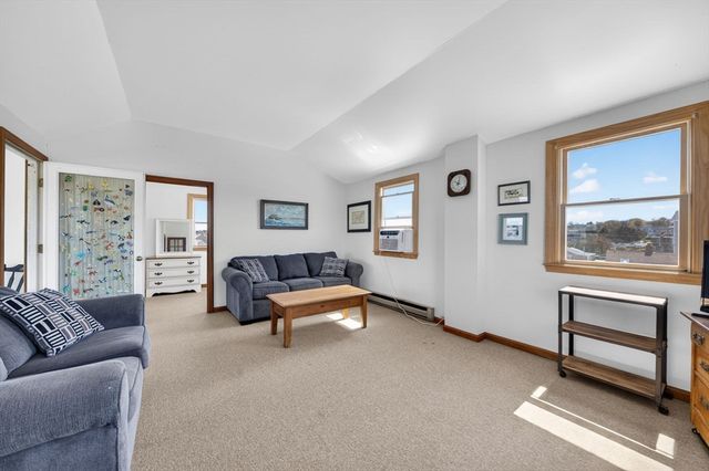 85 F Taylor Ave, Plymouth, MA 02360