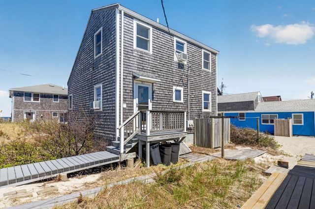 85 F Taylor Ave, Plymouth, MA 02360