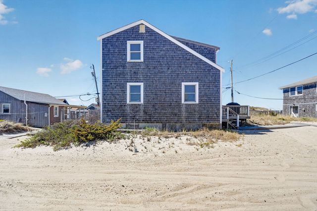 85 F Taylor Ave, Plymouth, MA 02360
